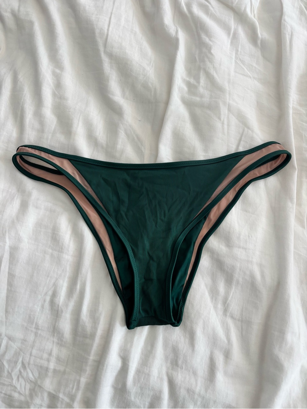 Cheeky bottom 👙
